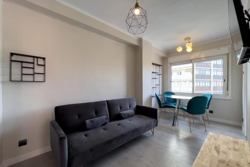 Bebarceloner Sant Andreu Apartments - 3 Bedrooms Bagian luar foto