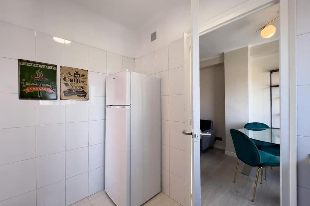 Bebarceloner Sant Andreu Apartments - 3 Bedrooms Bagian luar foto